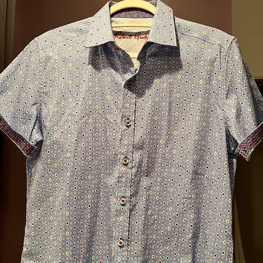 NWOT Small Classic Fit Robert Graham short sleeved shirt